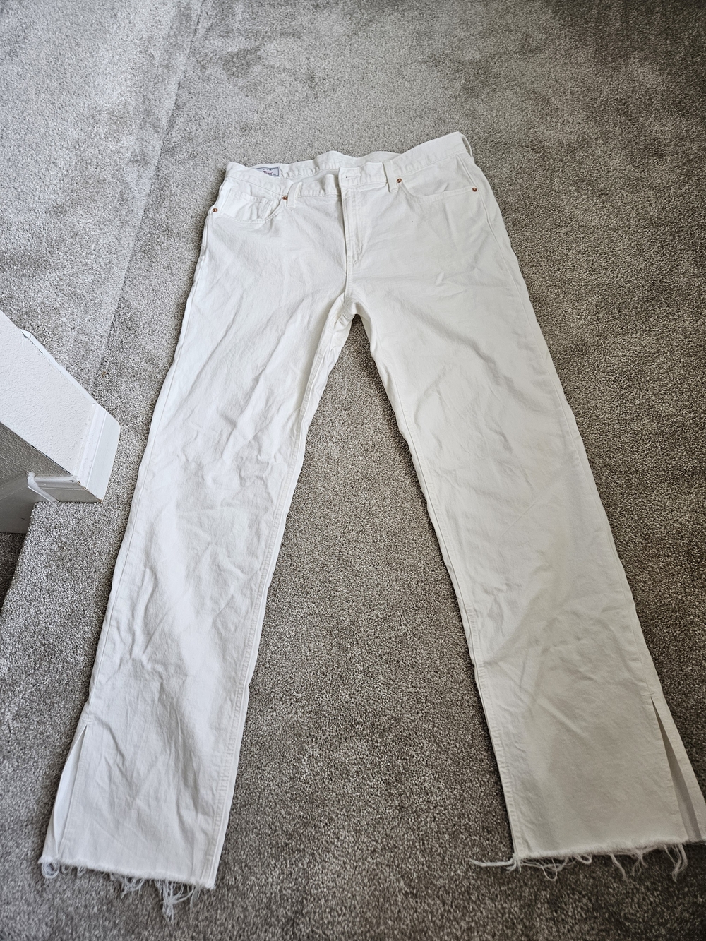 GAP White '90s Loose Mid Rise Size 32 | 14 TALL